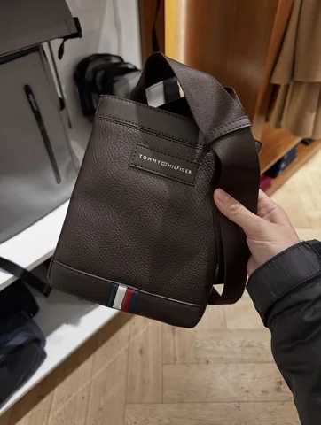 TOMMY HILFIGER, flat sling bag, brown