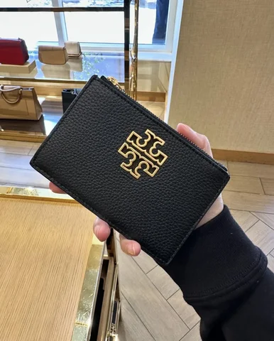 TORY BURCH, britten, medium zip card holder, black