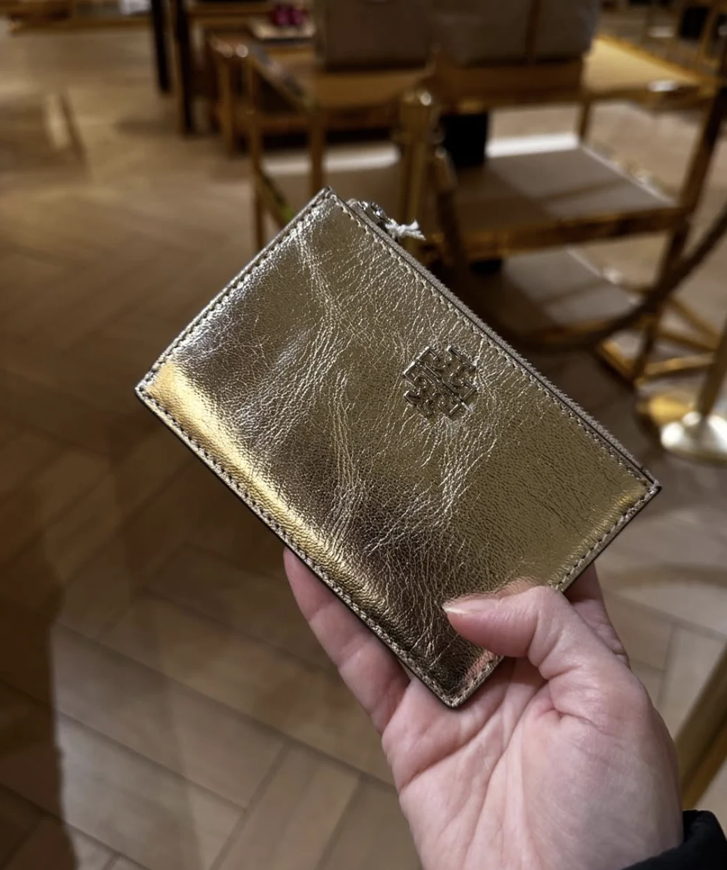TORY BURCH, britten, medium zip card holder, sparkle gold