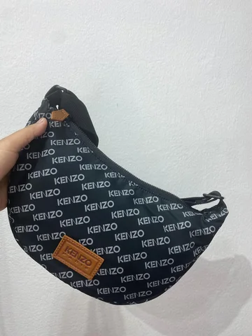 Kenzo Shoulder Bag (Black)