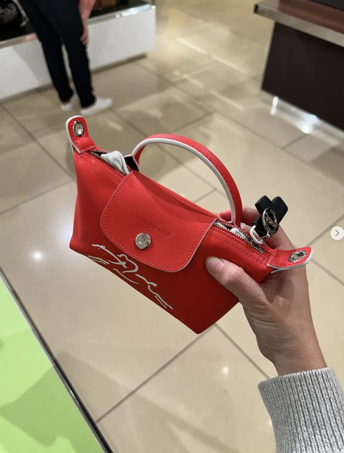 LONGCHAMP, le cuir, top handle pouch, no long strap, embossed leather red